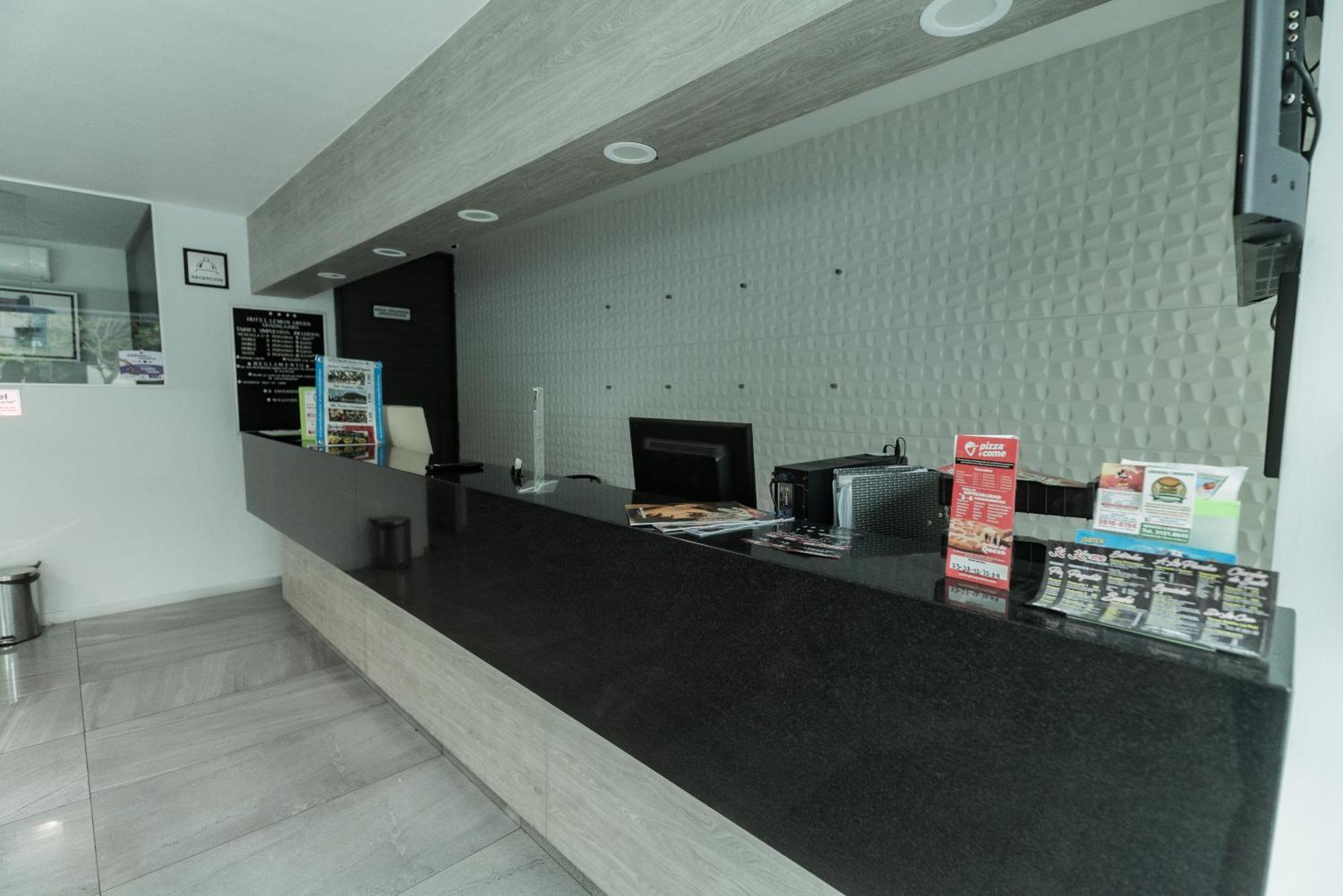 Hotel Lemon Green -Zona Expo Frente Al Centro De Convenciones Guadalajara Eksteriør bilde
