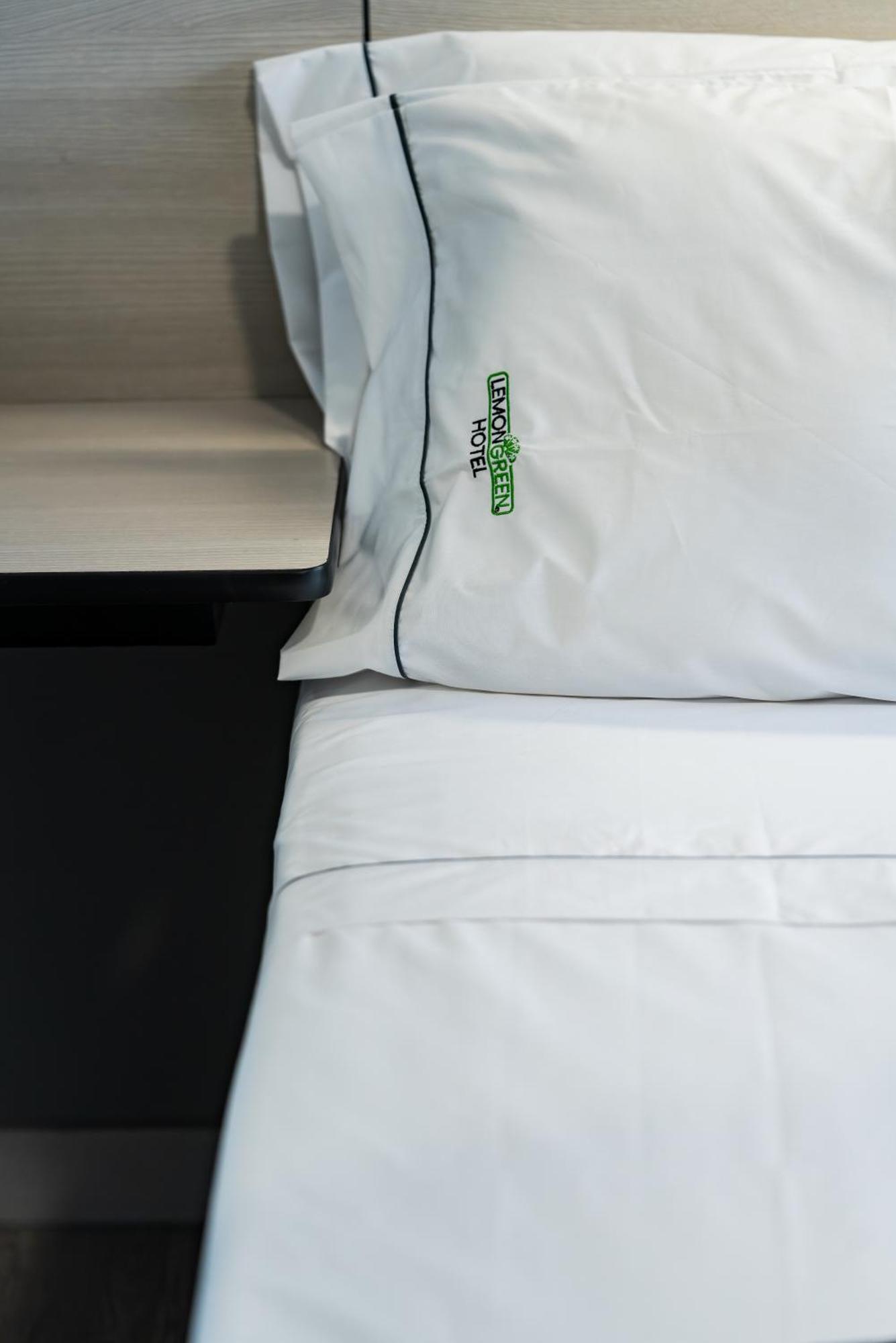Hotel Lemon Green -Zona Expo Frente Al Centro De Convenciones Guadalajara Eksteriør bilde