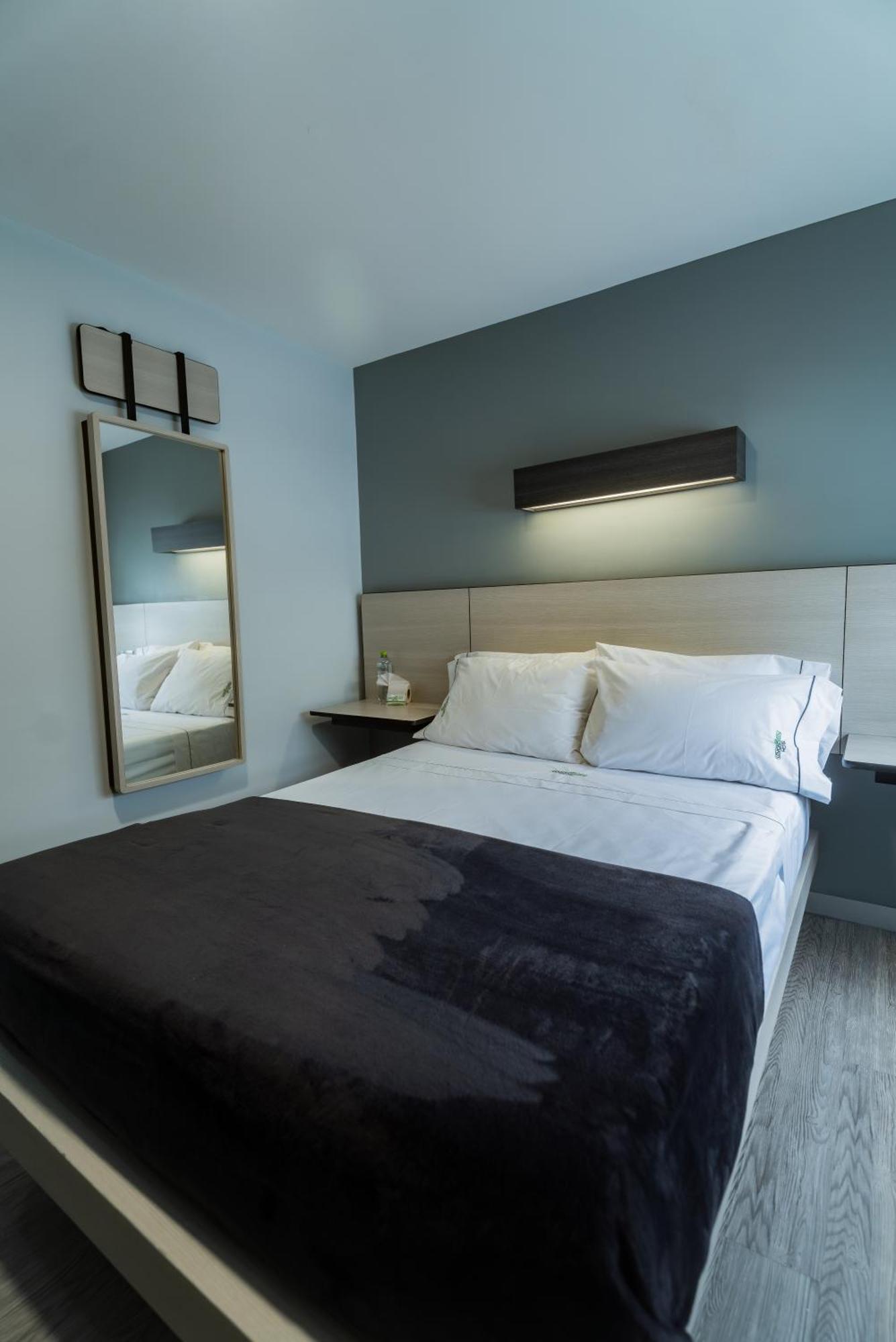 Hotel Lemon Green -Zona Expo Frente Al Centro De Convenciones Guadalajara Eksteriør bilde