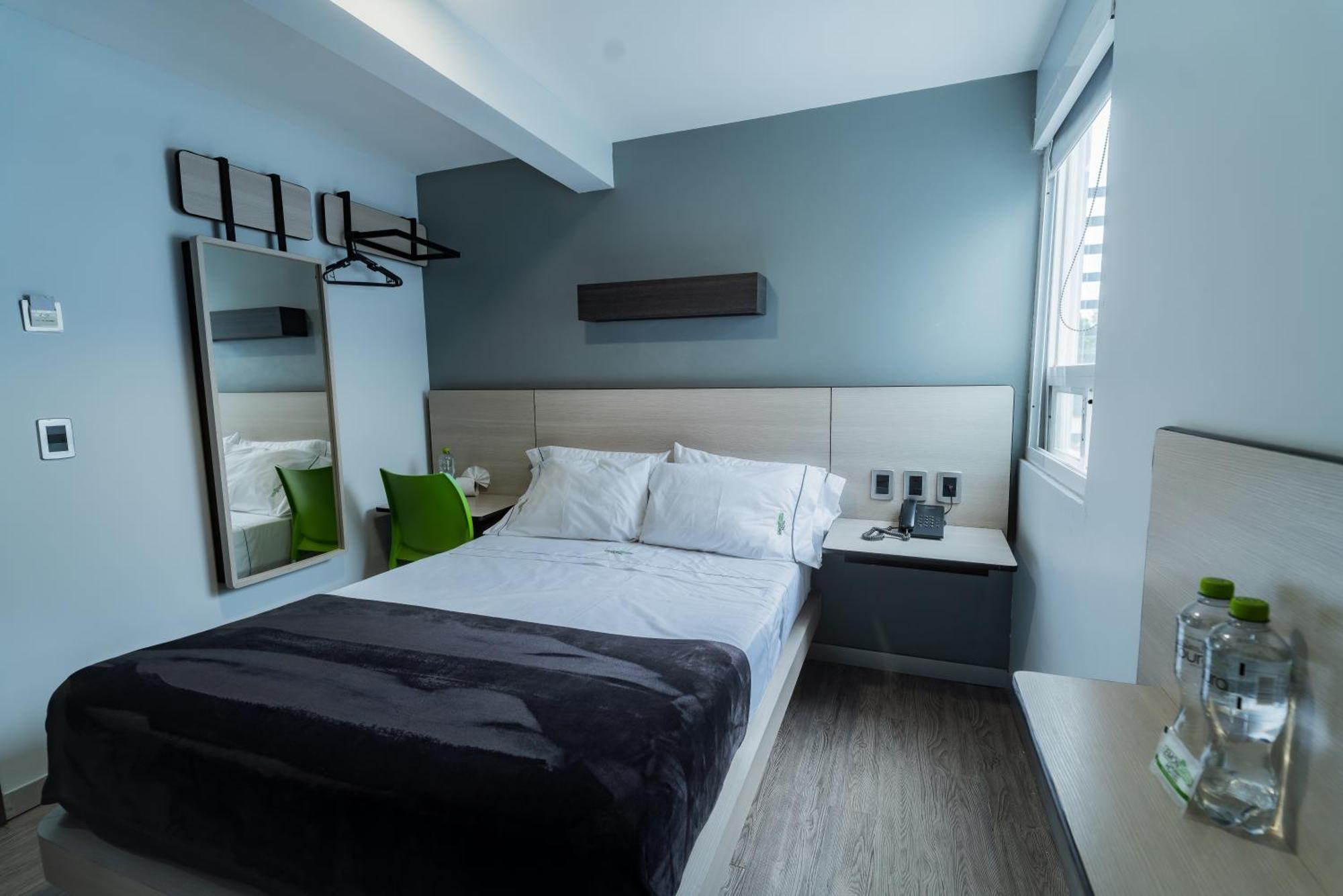 Hotel Lemon Green -Zona Expo Frente Al Centro De Convenciones Guadalajara Eksteriør bilde