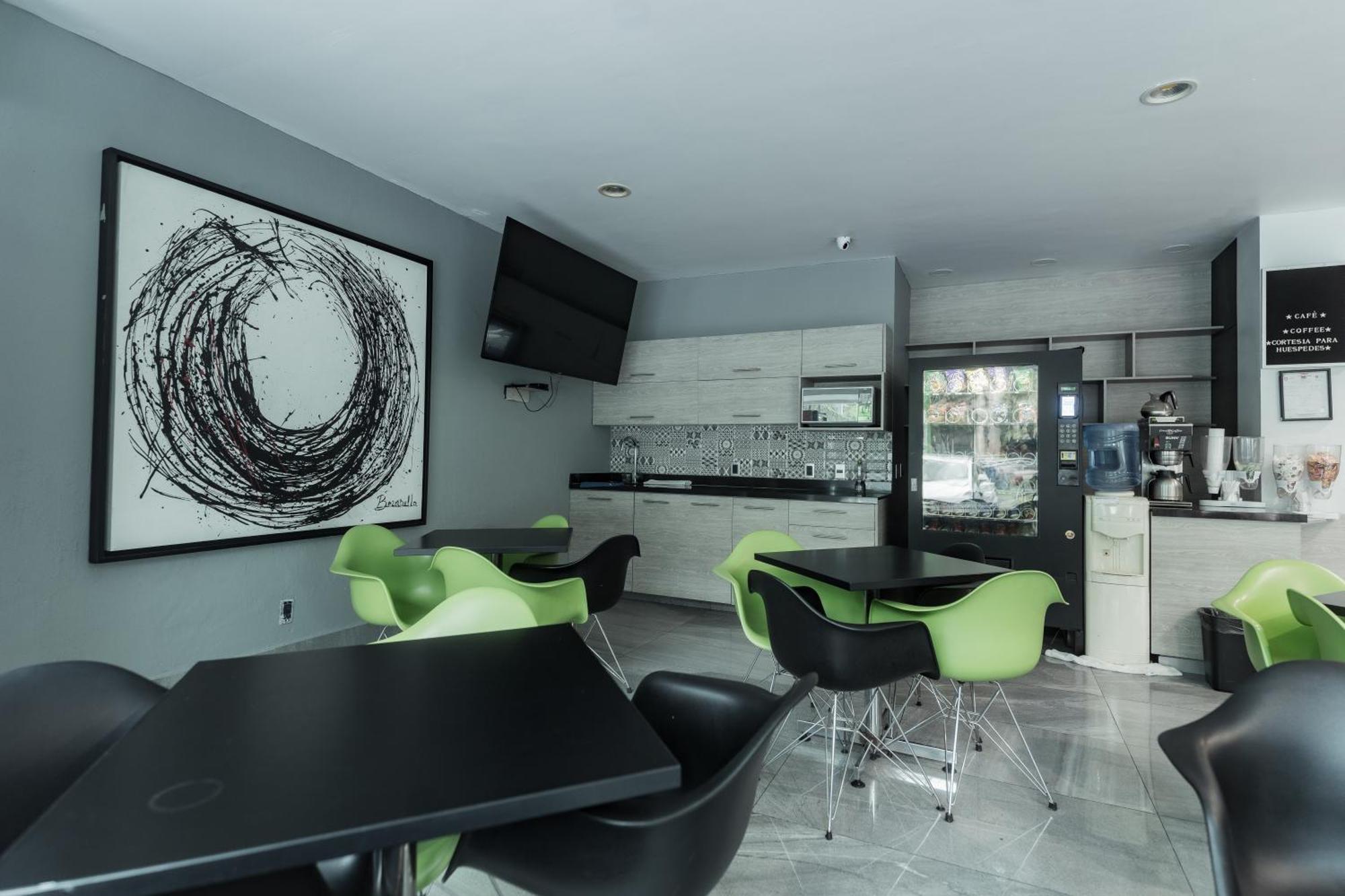 Hotel Lemon Green -Zona Expo Frente Al Centro De Convenciones Guadalajara Eksteriør bilde